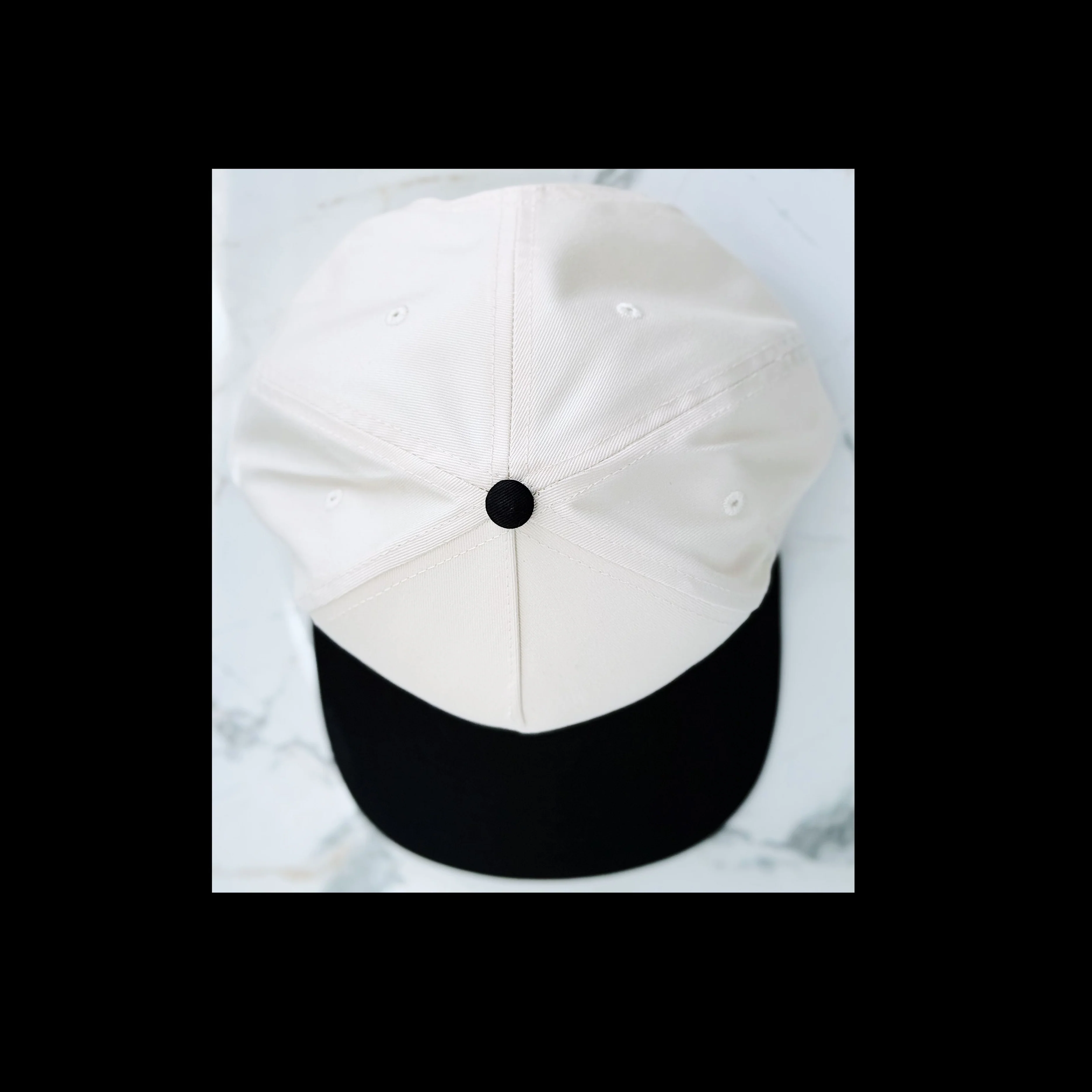 Solovey Kitchen Black and Cream Hat - Image 3